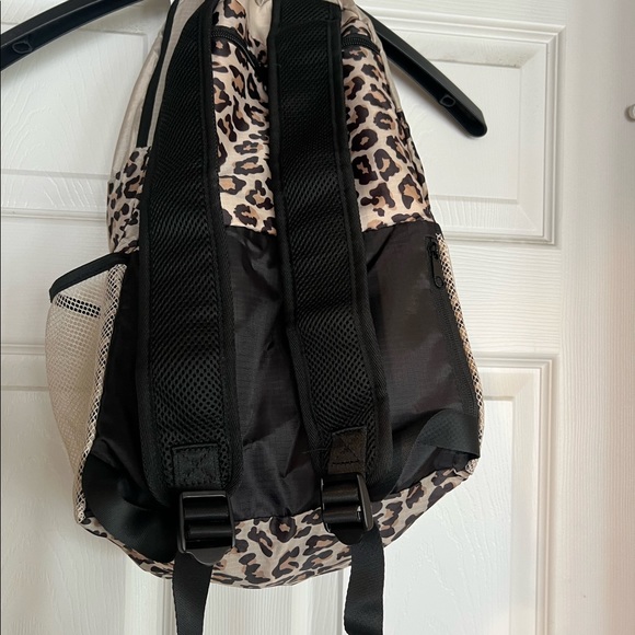 APL all-purpose packable backpack - Picture 5 of 7